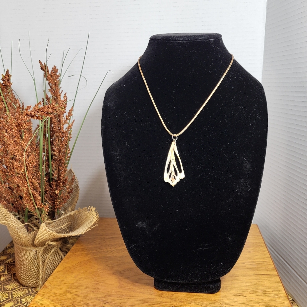 Vintage Natural Sea Shell Slice Necklace Pendant
